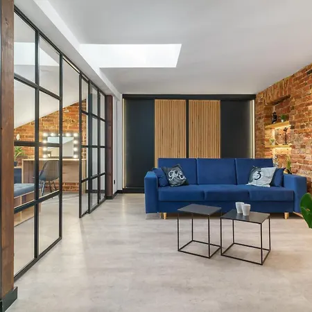 Moviecity Piotrkowska 92 아파트