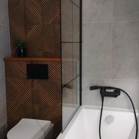 Moviecity Piotrkowska 92 * 우치