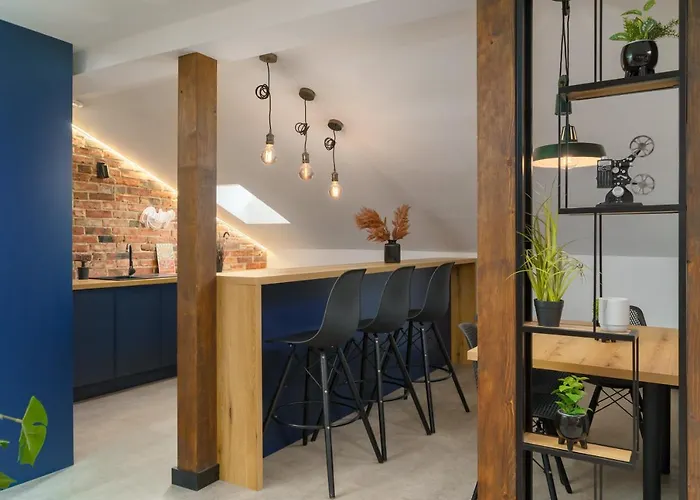 Moviecity Piotrkowska 92 *