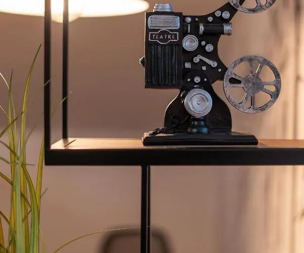 شقة Moviecity Piotrkowska 92